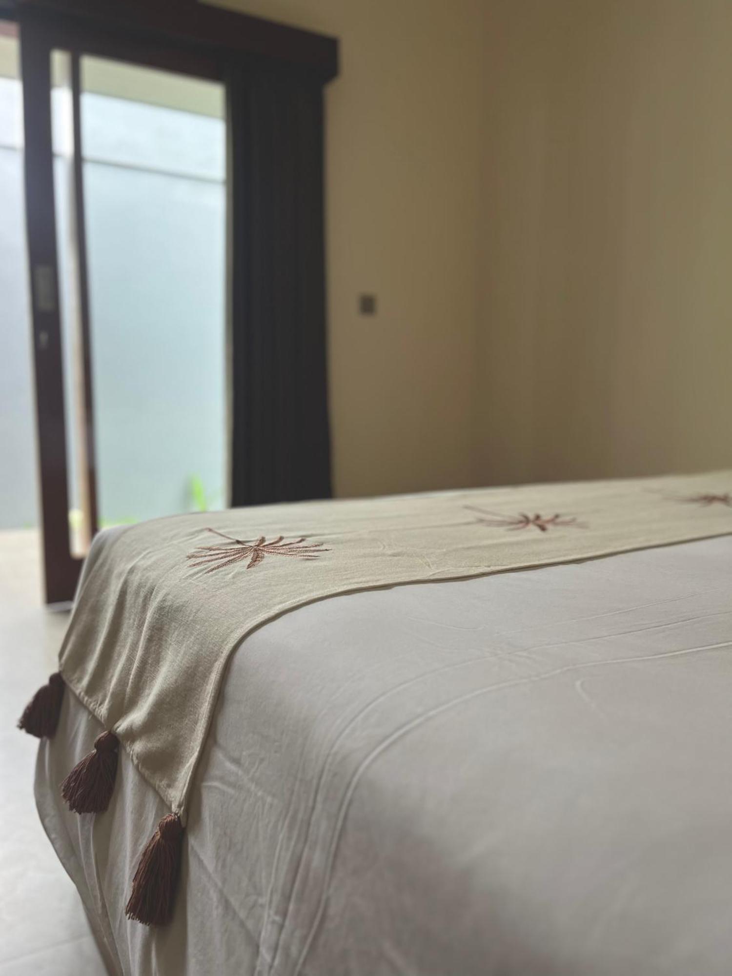 Tropical Almond Villa Uluwatu  Ngoại thất bức ảnh